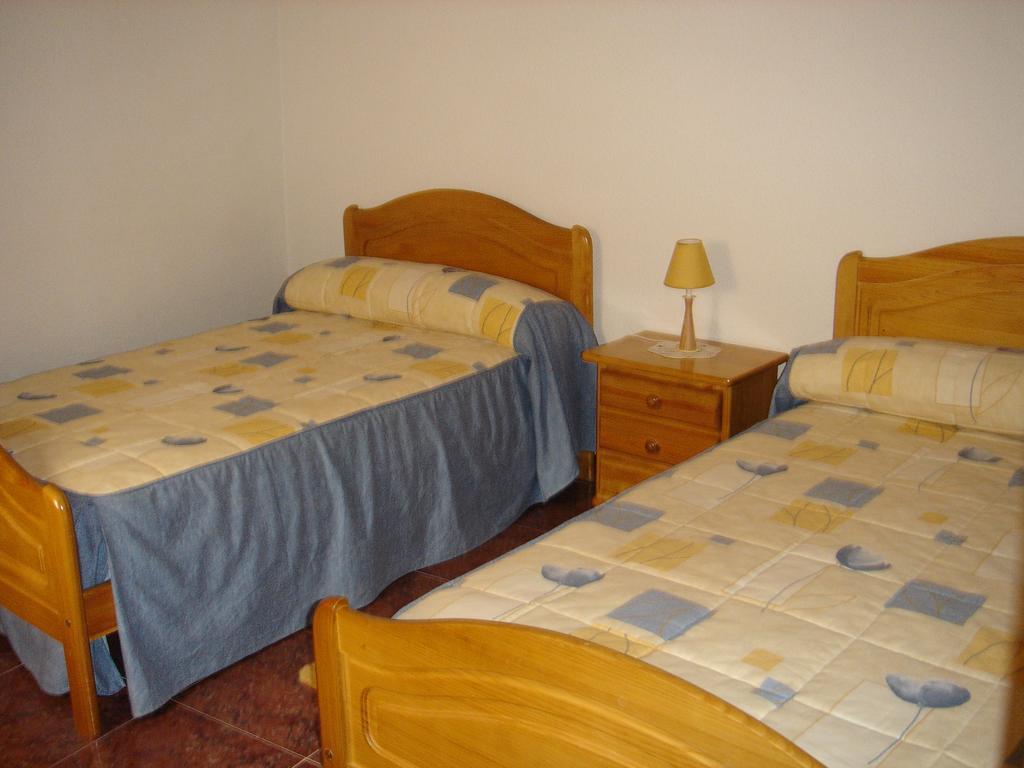 Apartamentos Serrano Ribatajada Zewnętrze zdjęcie