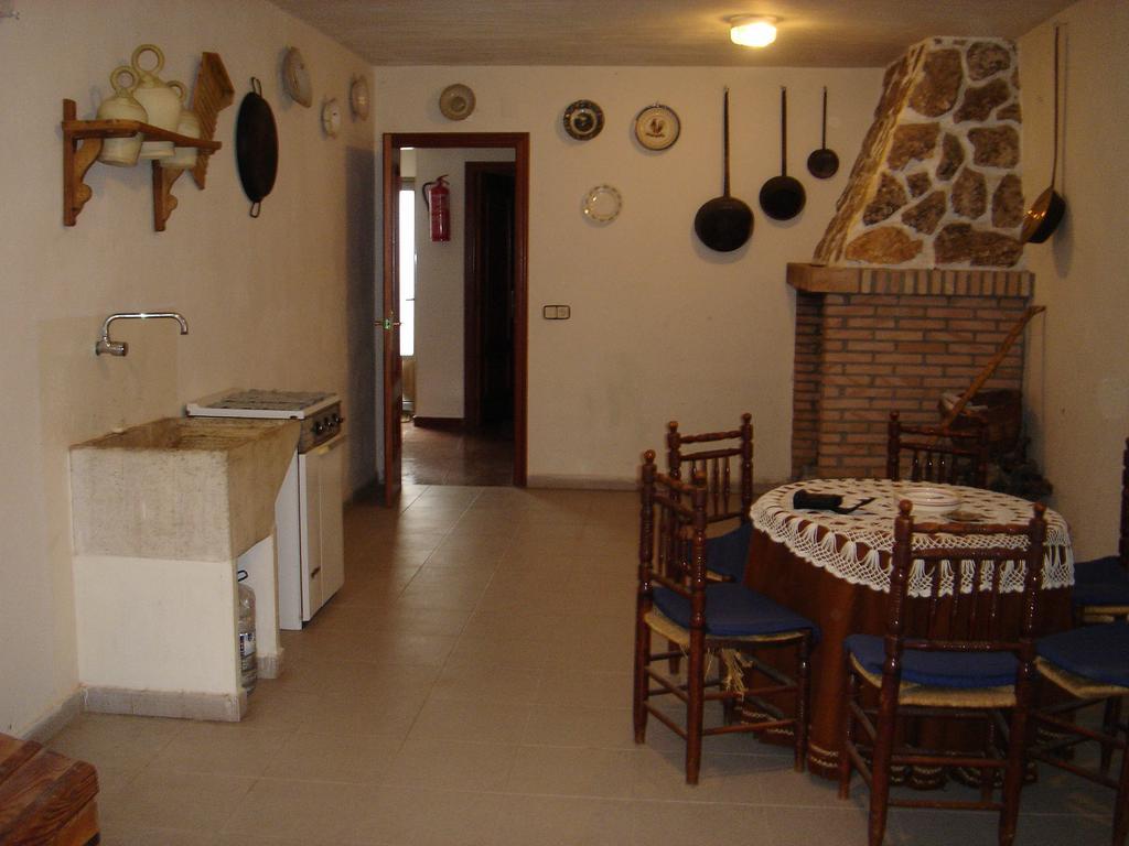 Apartamentos Serrano Ribatajada Zewnętrze zdjęcie
