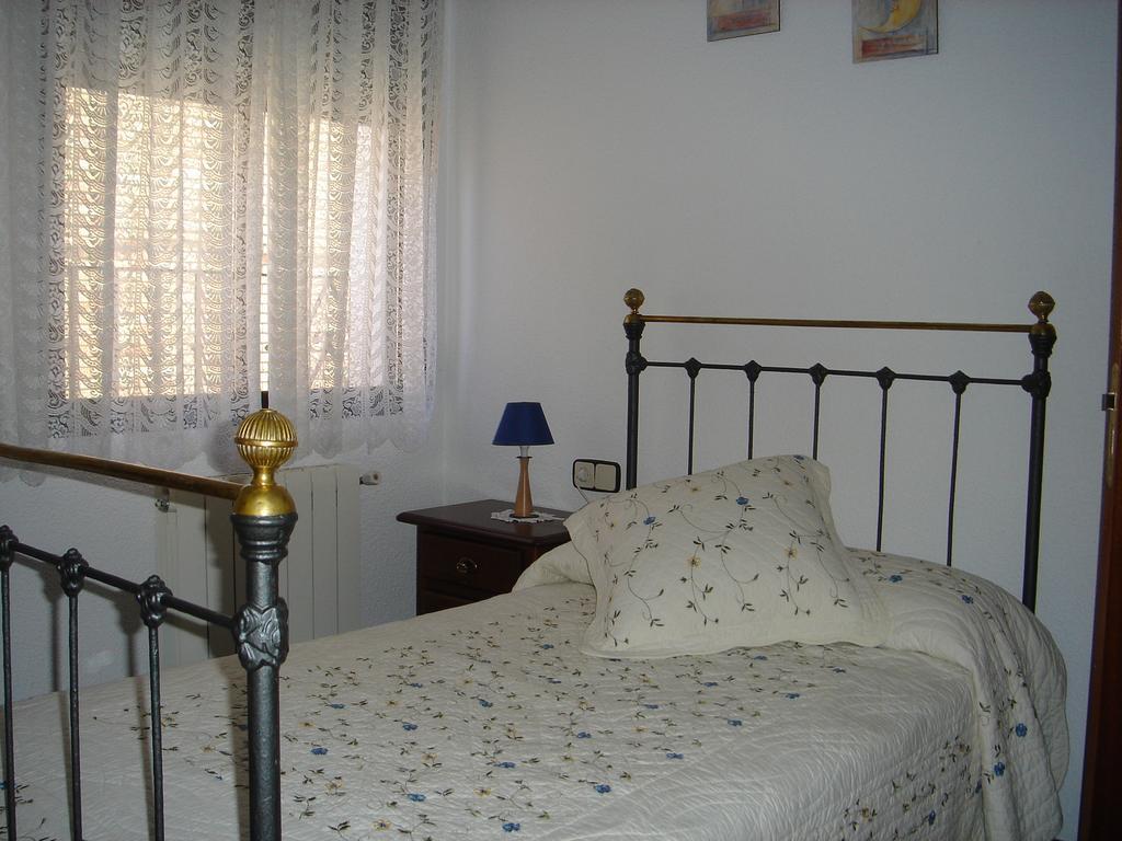 Apartamentos Serrano Ribatajada Zewnętrze zdjęcie