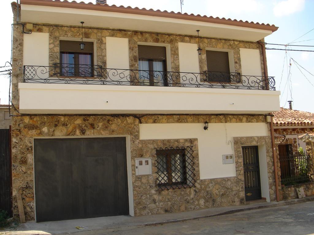 Apartamentos Serrano Ribatajada Zewnętrze zdjęcie
